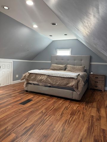 1141 Homer Avenue, Aurora, IL 60505