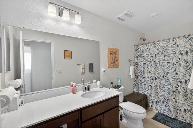 8226 Ocho Way, Elk Grove, CA 95757