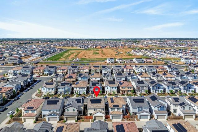 8226 Ocho Way, Elk Grove, CA 95757