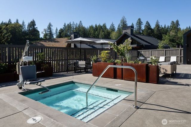 3640 Oakwood Street SE, Lacey, WA 98513