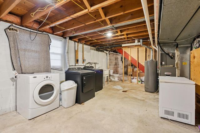 201 12th Ave NE, Independence, IA 50644