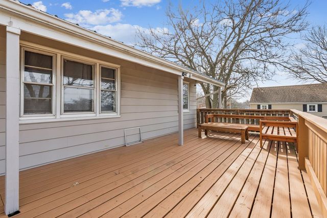 201 12th Ave NE, Independence, IA 50644