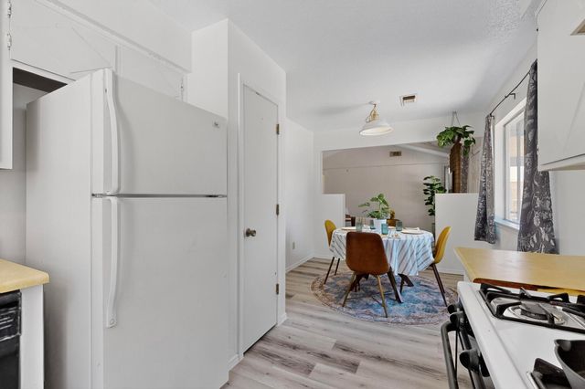 6407 Mendius Avenue NE, Albuquerque, NM 87109