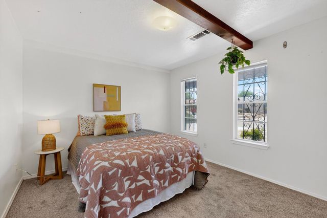 6407 Mendius Avenue NE, Albuquerque, NM 87109