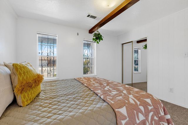 6407 Mendius Avenue NE, Albuquerque, NM 87109