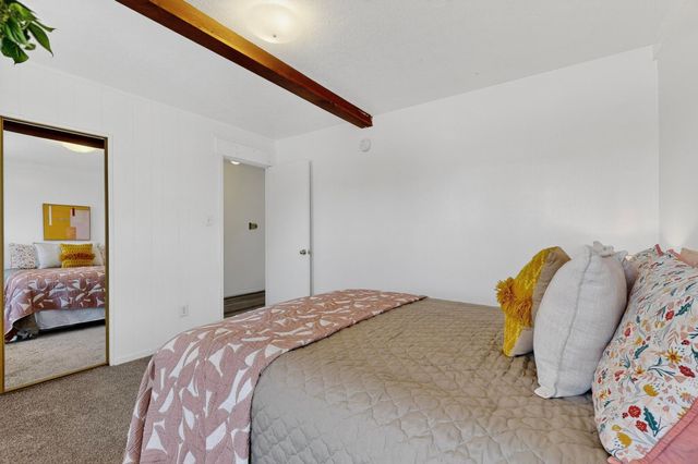 6407 Mendius Avenue NE, Albuquerque, NM 87109