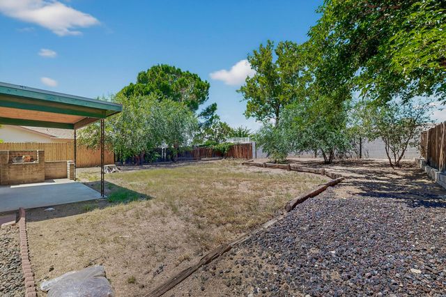 6407 Mendius Avenue NE, Albuquerque, NM 87109