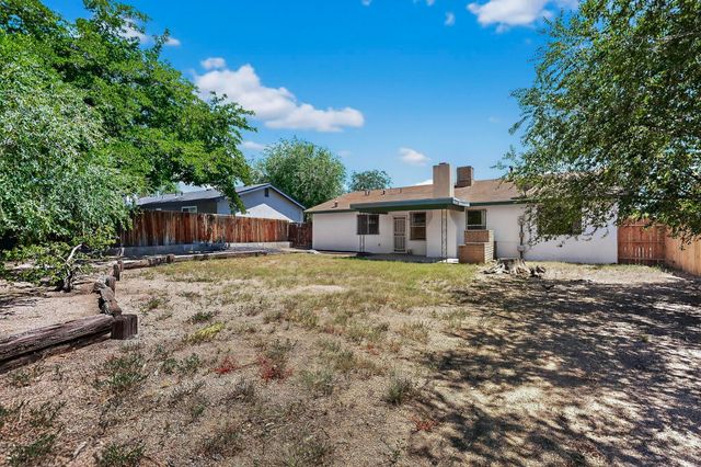 6407 Mendius Avenue NE, Albuquerque, NM 87109