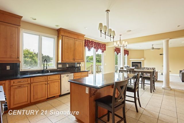 4171 Carmel Drive, Saginaw Twp, MI 48603