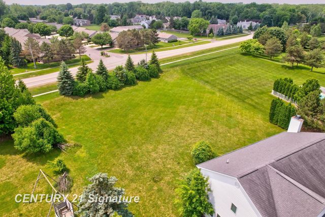 4171 Carmel Drive, Saginaw Twp, MI 48603