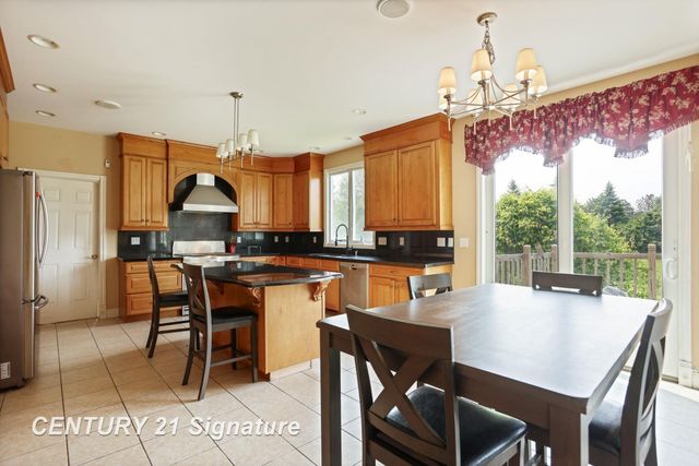 4171 Carmel Drive, Saginaw Twp, MI 48603