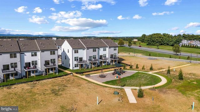 341 ENSEMBLE WAY, Frederick, MD 21701