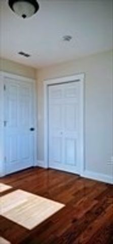 31 Niagara St, Fall River, MA 02721