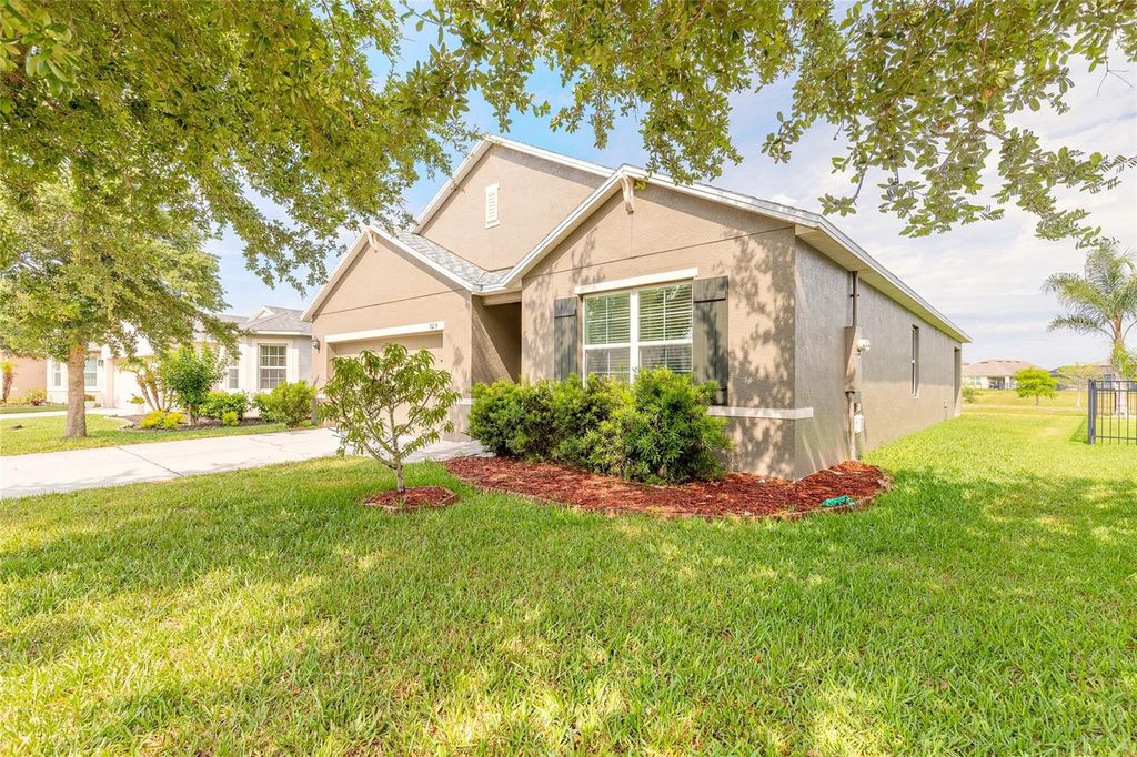 Image 3 of property listing at 5214 OLD WALKER WAY, Port Orange, FL 32128