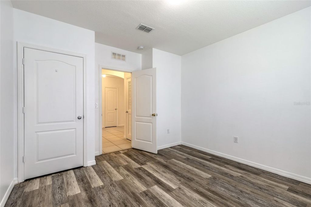 Image 28 of property listing at 5214 OLD WALKER WAY, Port Orange, FL 32128