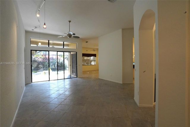 7518 Via Grande, Boynton Beach, FL 33437