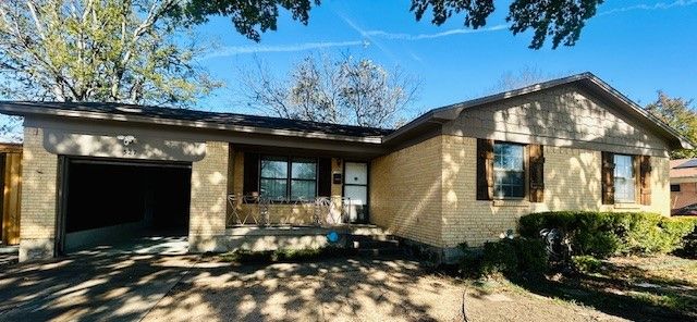 527 Aspen Street, Lancaster, TX 75134
