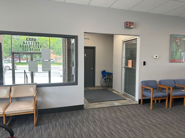 9133 S Stony Island Avenue, Chicago, IL 60617