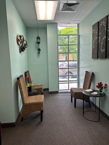 9133 S Stony Island Avenue, Chicago, IL 60617