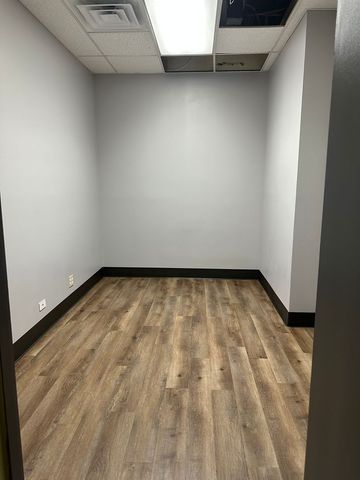 9133 S Stony Island Avenue, Chicago, IL 60617