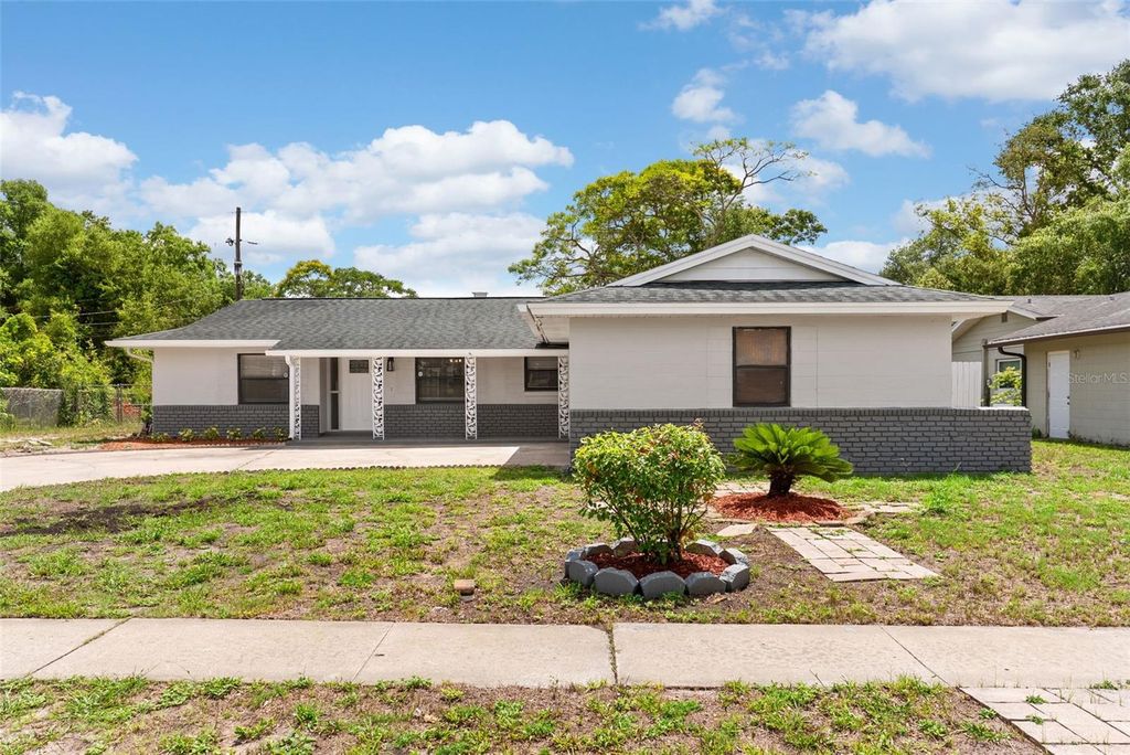2233 WOLF ROAD, Orlando, FL 32808
