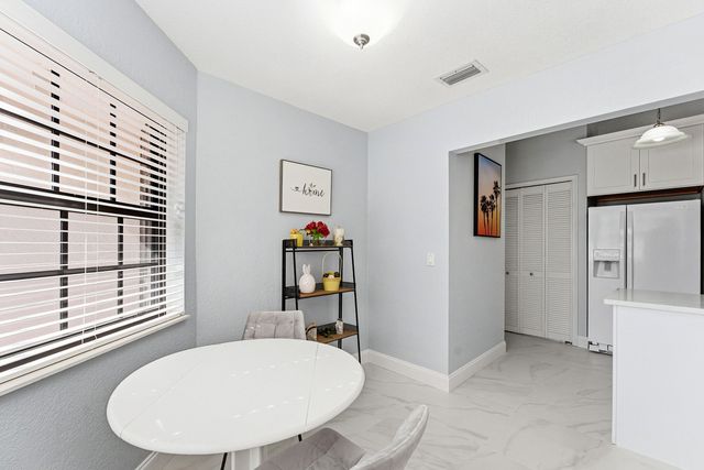 5791 Parkwalk Circle W, Boynton Beach, FL 33472