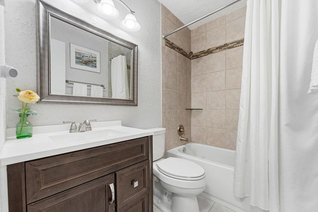 5791 Parkwalk Circle W, Boynton Beach, FL 33472