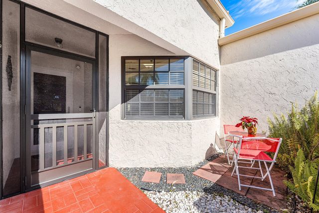 5791 Parkwalk Circle W, Boynton Beach, FL 33472