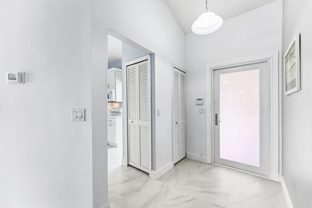 5791 Parkwalk Circle W, Boynton Beach, FL 33472