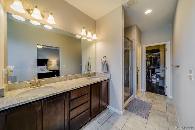 570 E Dry Creek Place, Littleton, CO 80122