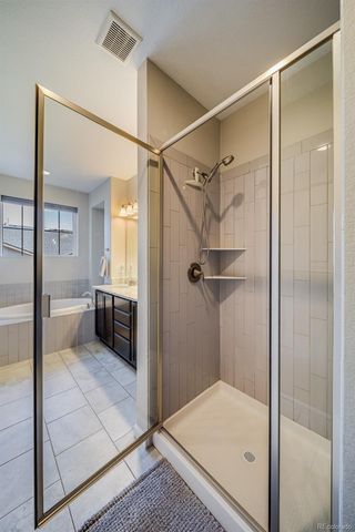 570 E Dry Creek Place, Littleton, CO 80122
