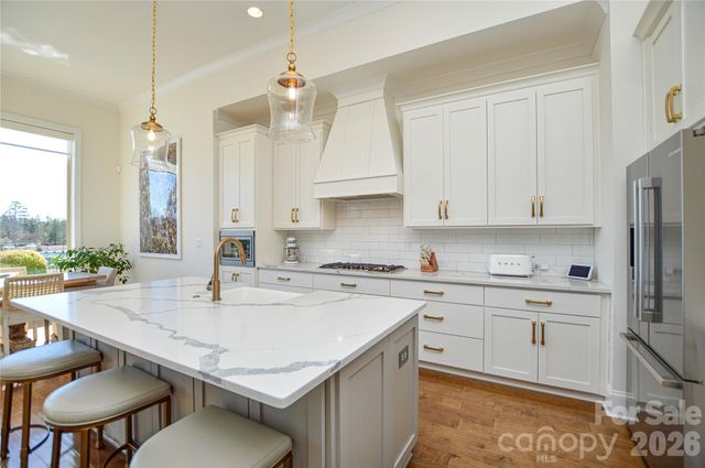 13204 Terrace Court Drive, Charlotte, NC 28278