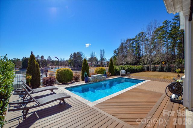 13204 Terrace Court Drive, Charlotte, NC 28278