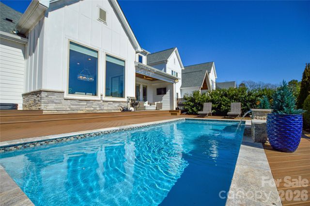 13204 Terrace Court Drive, Charlotte, NC 28278