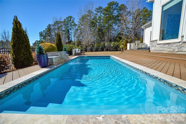 13204 Terrace Court Drive, Charlotte, NC 28278