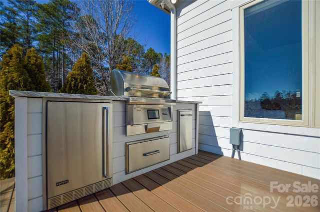 13204 Terrace Court Drive, Charlotte, NC 28278