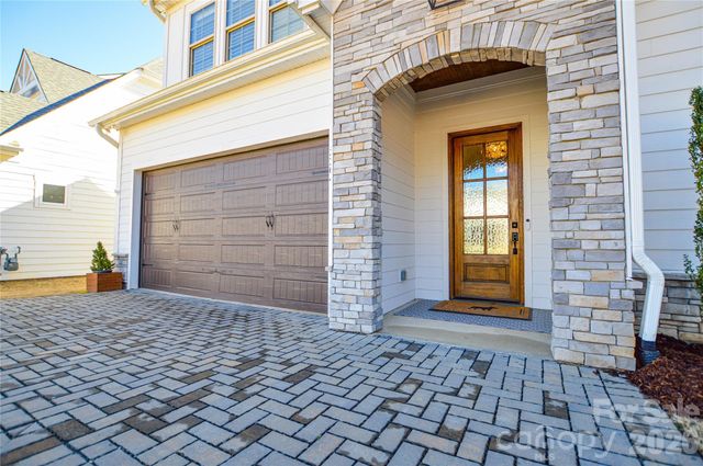 13204 Terrace Court Drive, Charlotte, NC 28278