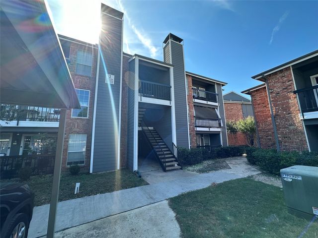 18333 Roehampton Drive 223, Dallas, TX 75252