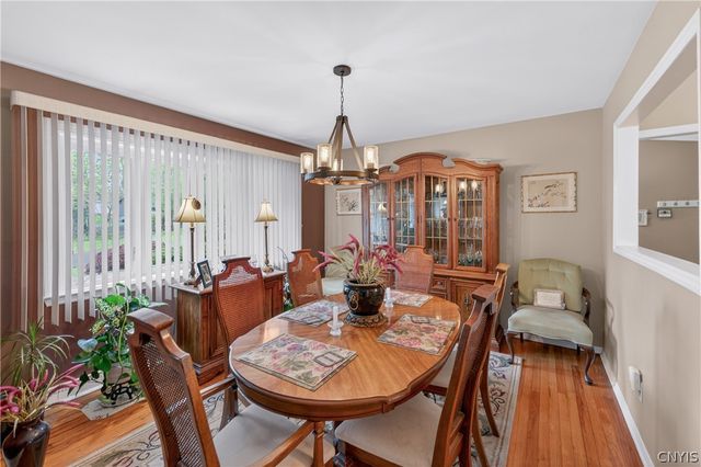 450 Dorsey Lane, Utica, NY 13502