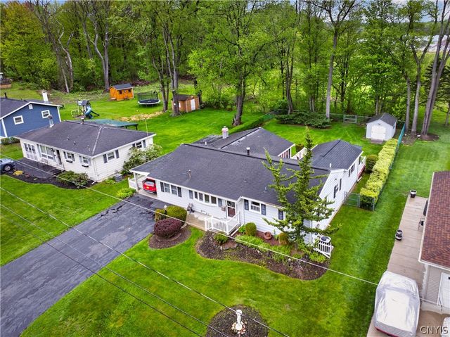 450 Dorsey Lane, Utica, NY 13502