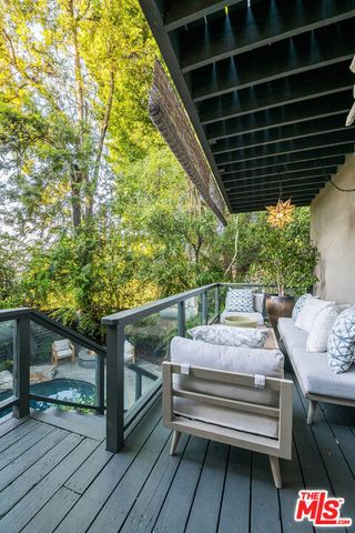 14633 Valley Vista Boulevard, Los Angeles, CA 91403
