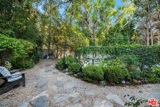 14633 Valley Vista Boulevard, Los Angeles, CA 91403