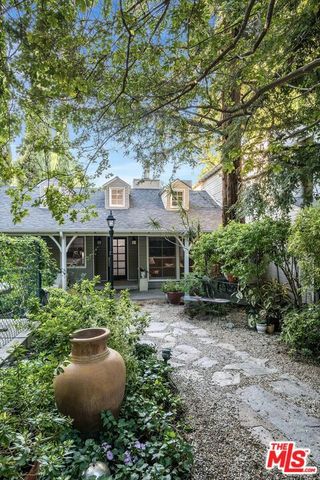 14633 Valley Vista Boulevard, Los Angeles, CA 91403