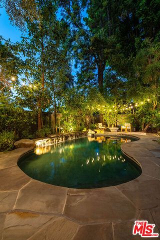 14633 Valley Vista Boulevard, Los Angeles, CA 91403