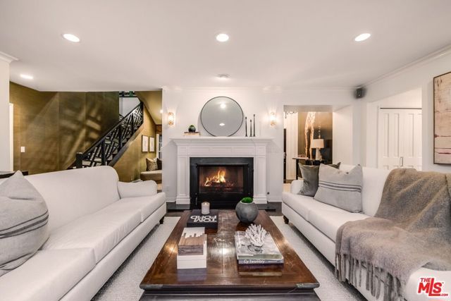 14633 Valley Vista Boulevard, Los Angeles, CA 91403