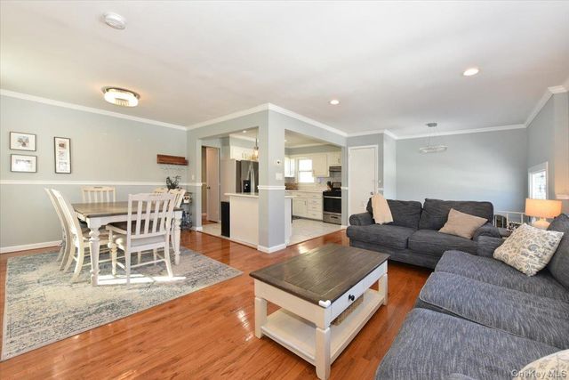 151 Norwood Avenue, Malverne, NY 11565