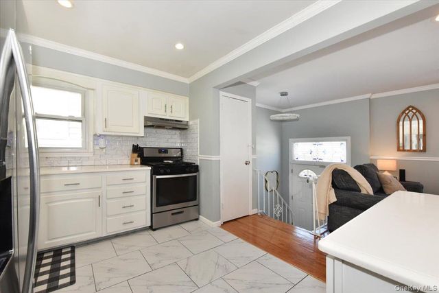 151 Norwood Avenue, Malverne, NY 11565