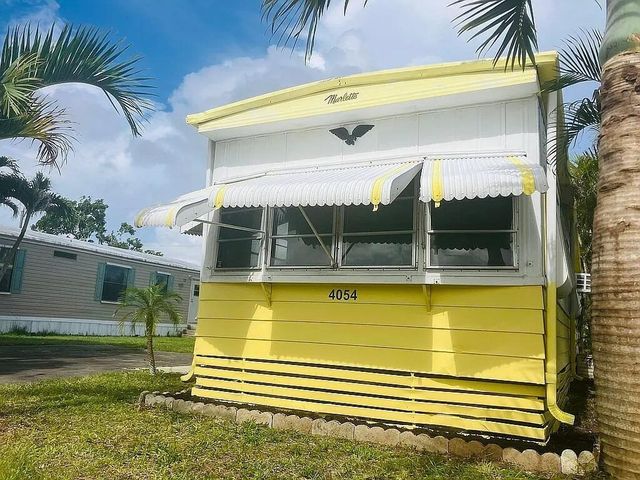 4054 Marigold Road, Boynton Beach, FL 33436