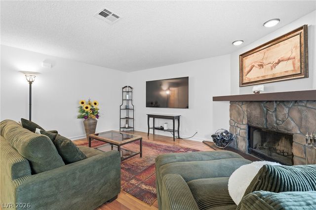 7940 Decker Canyon Drive 201, Las Vegas, NV 89128