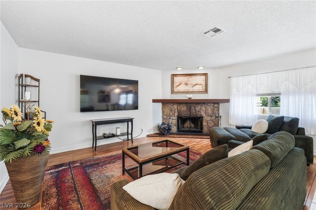 7940 Decker Canyon Drive 201, Las Vegas, NV 89128